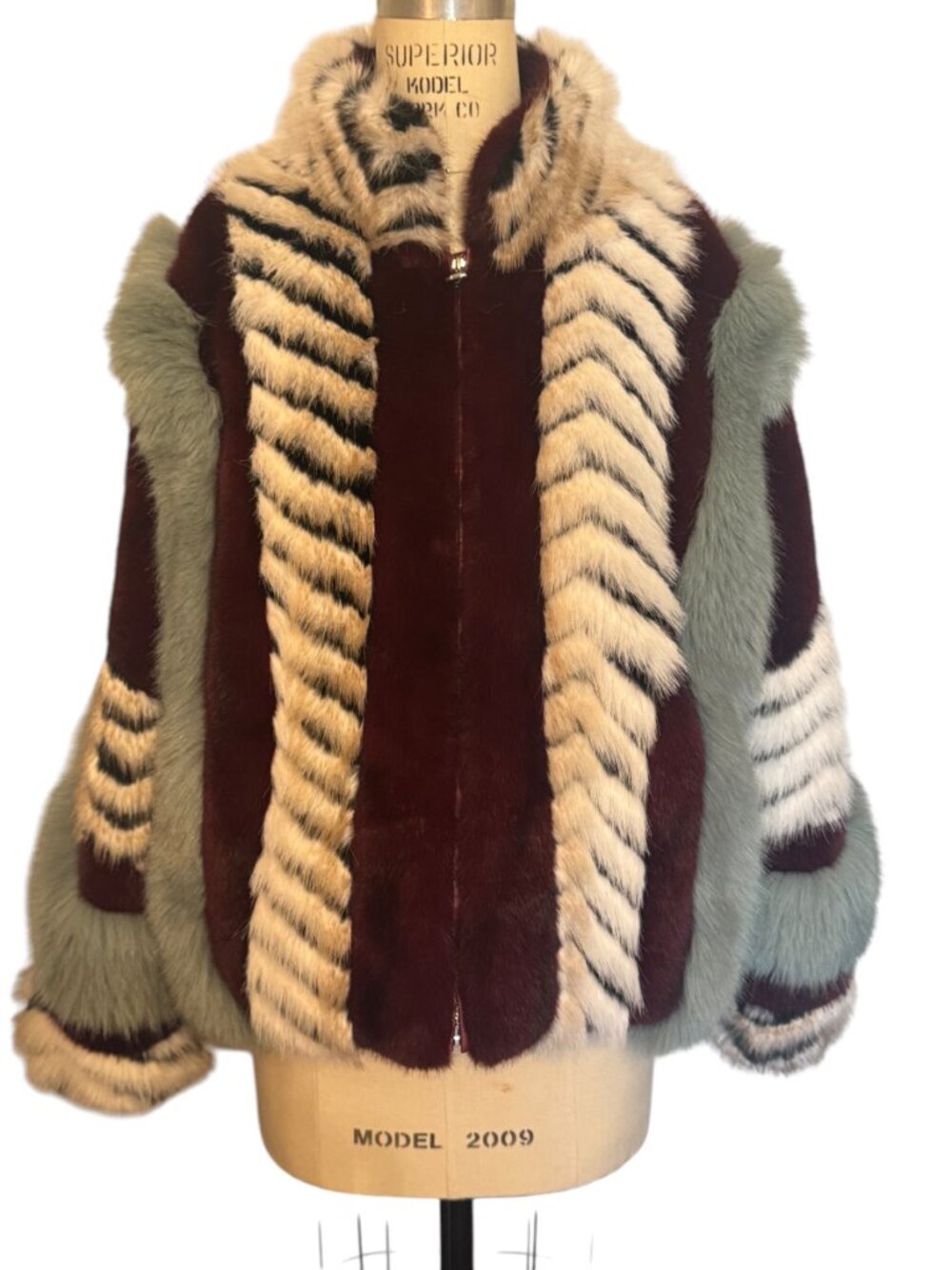 ✨ AZALEA WANG INEZ STRIPED FAUX FUR JACKET ✨ - Picture 13 of 14